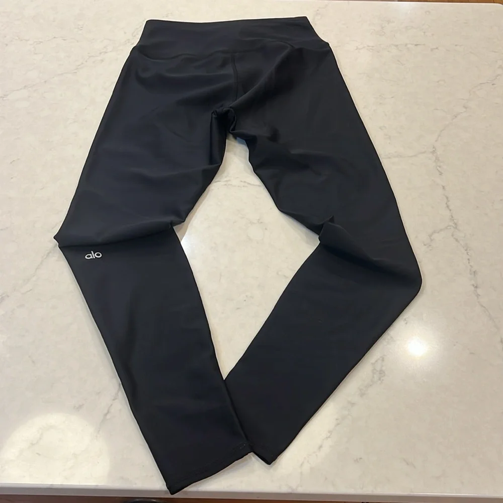 Alo High-Waist Airlift Leggings - Size Large - Picture 3 of 10